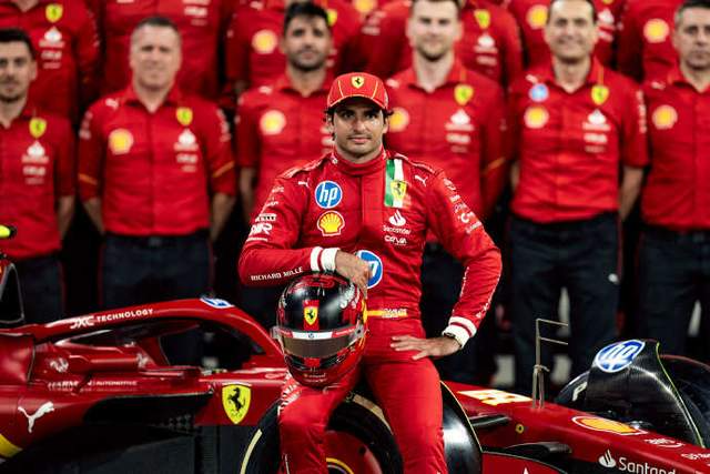 红牛车队险胜索伯车队，汉密尔顿扛起全队